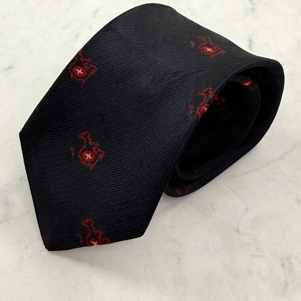 Vintage Warden-Brooks Pure Silk Tie Switzerland Swiss Map Red Black Necktie